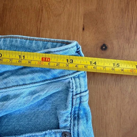 Women’s Size 4S American Eagle Mom Jeans Strigid - Picture 5 of 8